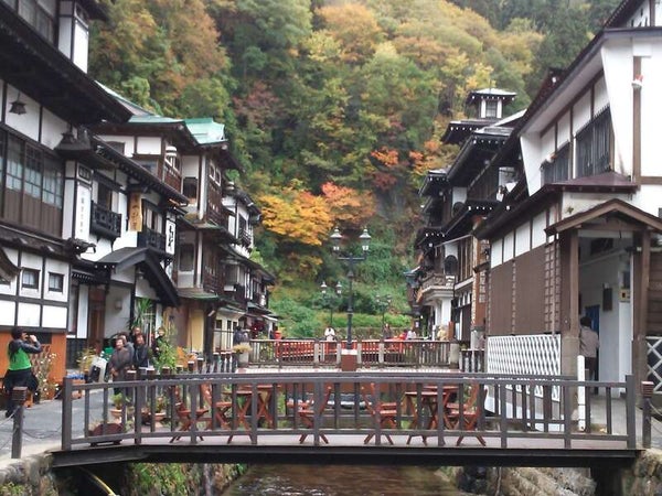 【茨城県内発】 みちのく紅葉紀行 ~鳴子峡・銀山温泉・山寺立石寺~ 2日間2